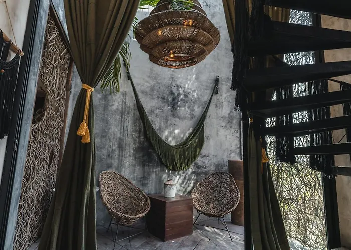 Hotel Esmeralda Boutique & Residences