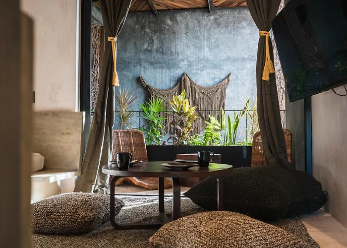 Esmeralda Boutique & Residences Hotel 4*